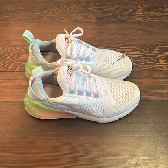 COPY - Women’s Nike air max 270 - Picture 2 of 4